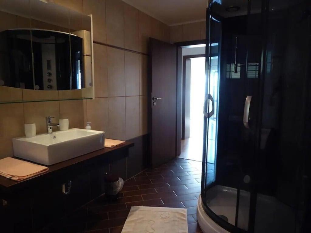 סנג' Apartment Ana מראה חיצוני תמונה